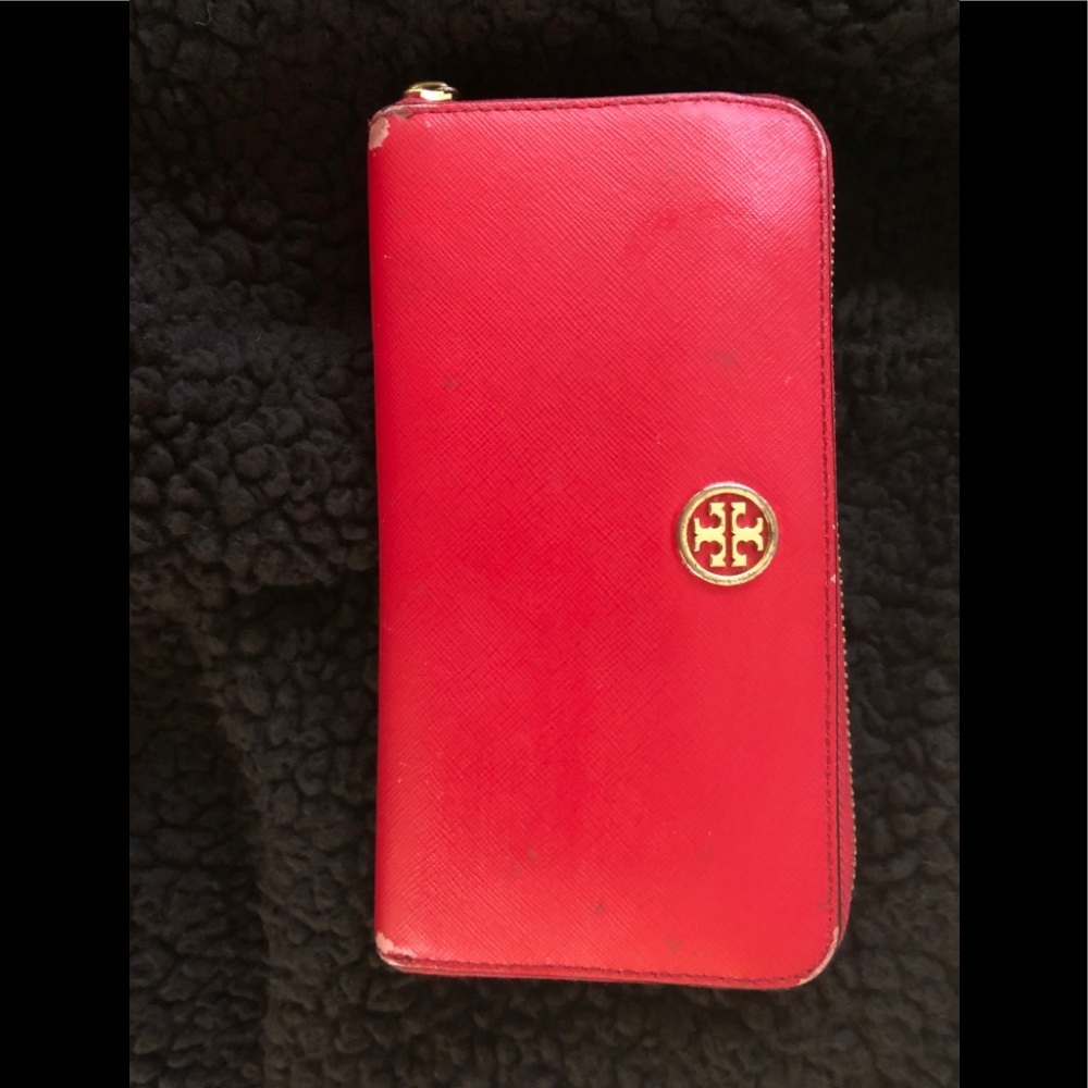 Tory Burch wallet